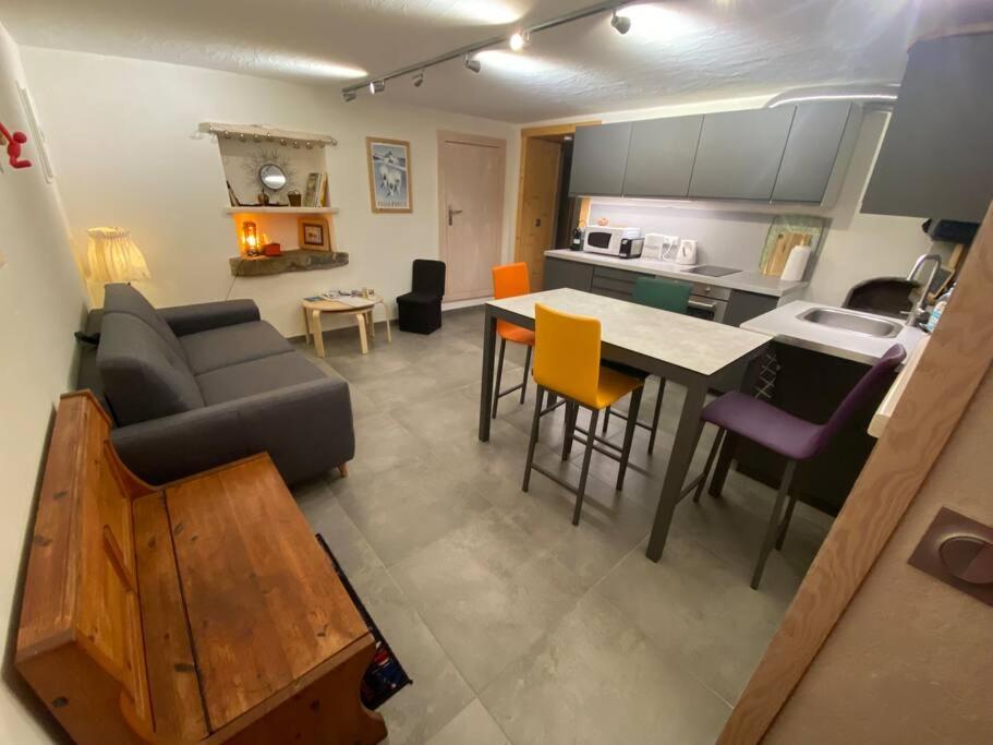 Dans Hameau, Pres Des Pistes Logement De Plein Pied Au Calme ตาแน็งจ์ ภายนอก รูปภาพ